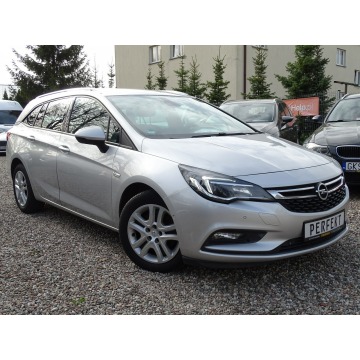 Opel Astra K, 2017r, 1.6 Diesel, Bezwypadkowy