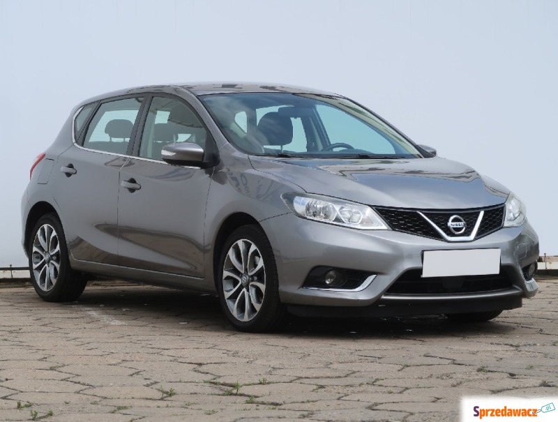 Nissan Pulsar  Hatchback 2015,  1.2 benzyna - Na sprzedaż za 40 999 zł - Łódź