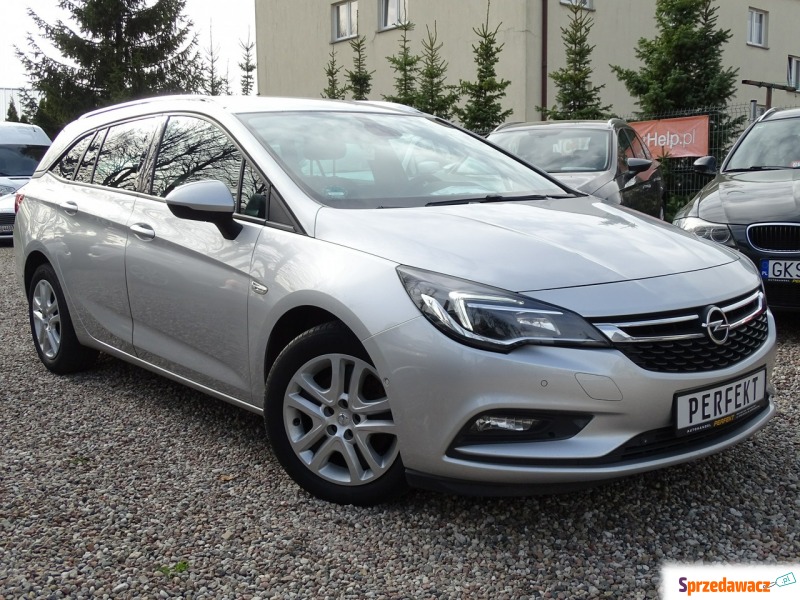 Opel Astra K, 2017r, 1.6 Diesel, Bezwypadkowy - Samochody osobowe - Kościerzyna