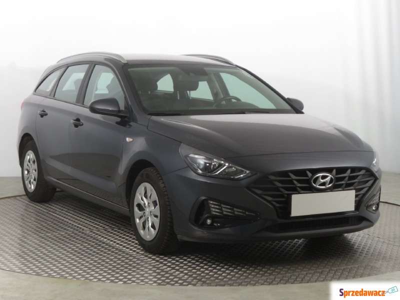 Hyundai i30  Kombi 2021,  1.5 benzyna - Na sprzedaż za 52 031 zł - Katowice
