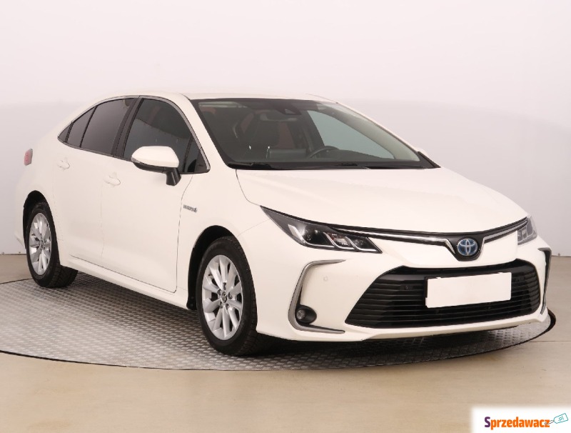 Toyota Corolla  Liftback 2021,  1.8 benzyna - Na sprzedaż za 86 999 zł - Bielsko-Biała