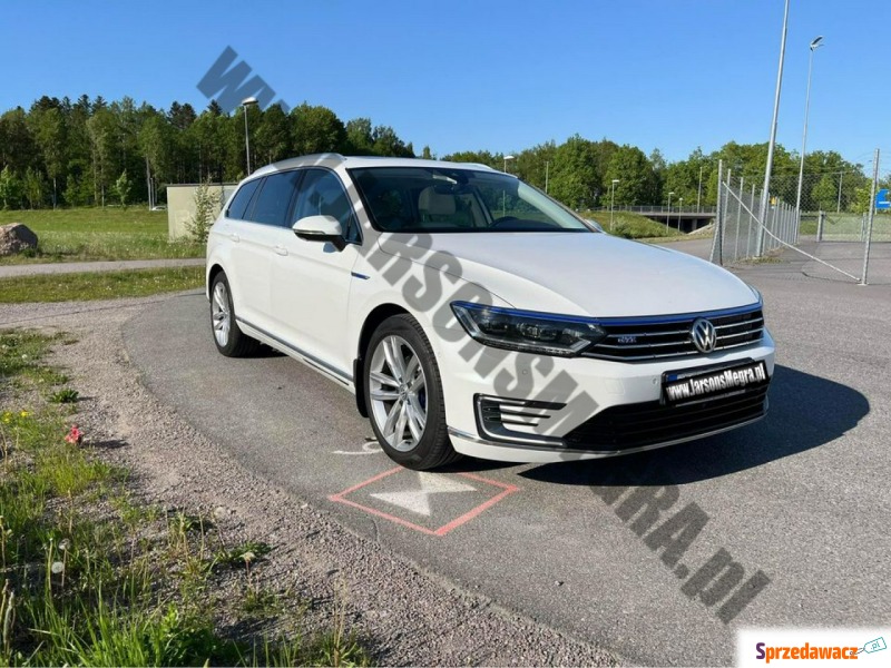 Volkswagen Passat 2018,  1.4 hybryda - Na sprzedaż za 67 250 zł - Kiczyce