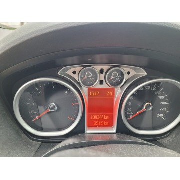 Ford Kuga  SUV 2011,  2.0 diesel, automat - Na sprzedaż za 22 900 zł - Wieliczka - zdjęcie 11