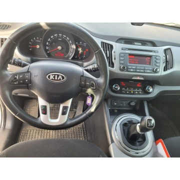 Kia Sportage  SUV 2015,  1.7 diesel - Na sprzedaż za 43 900 zł - Wieliczka - zdjęcie 9