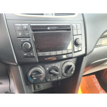 Suzuki Swift  Hatchback 2011,  1.2 benzyna - Na sprzedaż za 19 900 zł - Świebodzin - zdjęcie 6