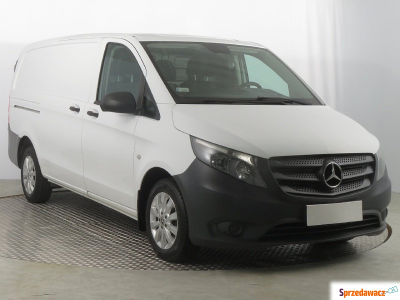 Mercedes - Benz Vito  Minivan/Van 2015,  1.6 diesel - Na sprzedaż za 58 999 zł - Katowice
