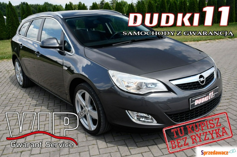 Opel Astra 2011,  1.4 benzyna - Na sprzedaż za 21 900 zł - Kutno