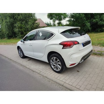 Citroen DS4  Hatchback 2015,  1.2 benzyna - Na sprzedaż za 19 999 zł - Pleszew - zdjęcie 5