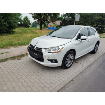 Citroen DS4  Hatchback 2015,  1.2 benzyna - Na sprzedaż za 19 999 zł - Pleszew - zdjęcie 10