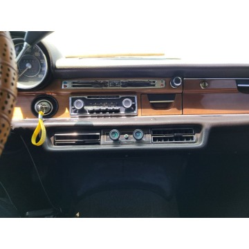 Mercedes - Benz  1973,  4.5 benzyna, automat - Na sprzedaż za 55 350 zł - Katowice - zdjęcie 10