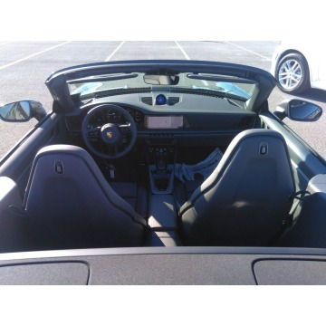 Porsche 911  Kabriolet 2021,  3.0 benzyna - Na sprzedaż za 560 880 zł - Katowice - zdjęcie 11