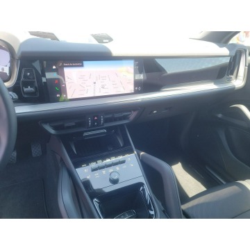 Porsche Cayenne  SUV 2023,  3.0 benzyna, automat - Na sprzedaż za 381 300 zł - Katowice - zdjęcie 10
