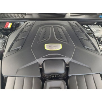 Porsche Cayenne  Sedan/Limuzyna 2021,  4.0 hybryda, automat - Na sprzedaż za 482 160 zł - Katowice - zdjęcie 10