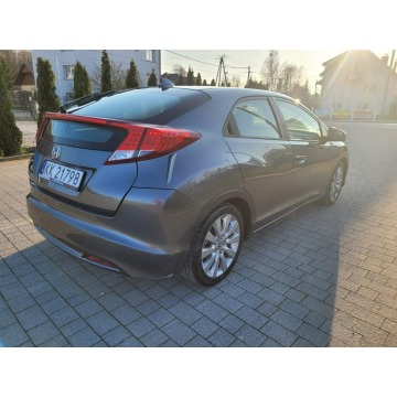 Honda Civic  Hatchback 2013,  1.6 diesel - Na sprzedaż za 25 900 zł - Wieliczka - zdjęcie 5