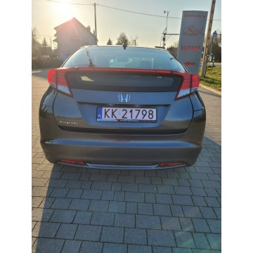Honda Civic  Hatchback 2013,  1.6 diesel - Na sprzedaż za 25 900 zł - Wieliczka - zdjęcie 6