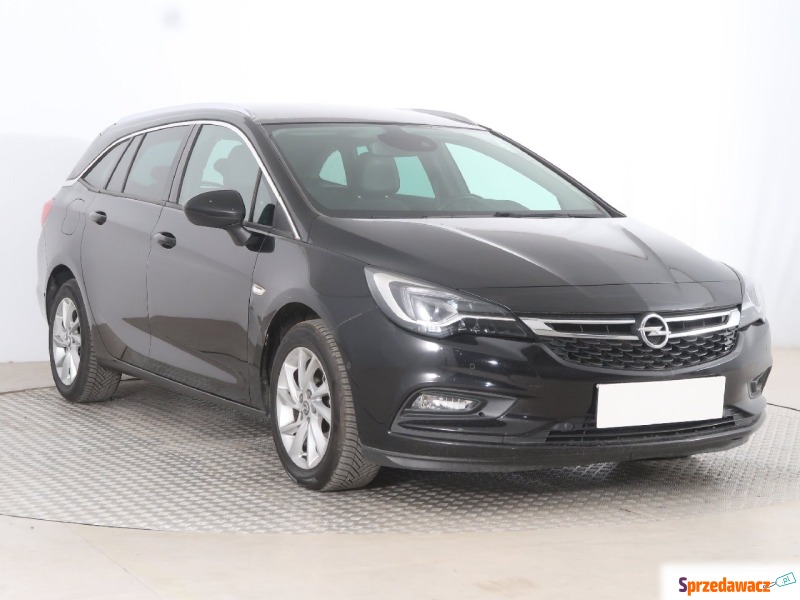 Opel Astra  Kombi 2017,  1.6 diesel - Na sprzedaż za 46 999 zł - Chorzów