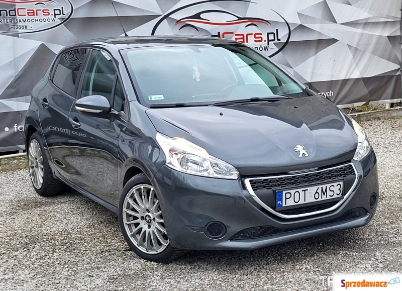 Peugeot 208  Hatchback 2014,  1.4 - Na sprzedaż za 27 990 zł - Wałbrzych