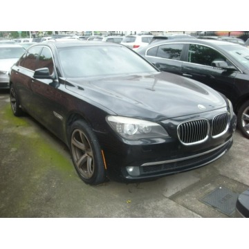 BMW Seria 7  Sedan/Limuzyna 2012,  4.4 benzyna, automat - Na sprzedaż za 18 960 zł - Katowice - zdjęcie 2