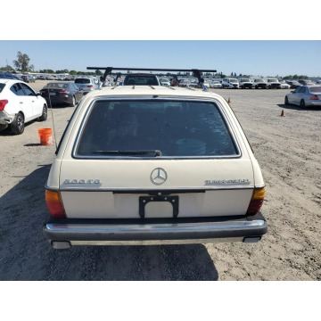 Mercedes - Benz C-klasa 1983,  3.0 diesel, automat - Na sprzedaż za 5 350,50 zł - Katowice - zdjęcie 5