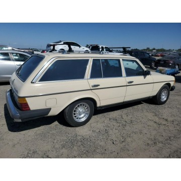 Mercedes - Benz C-klasa 1983,  3.0 diesel, automat - Na sprzedaż za 5 350,50 zł - Katowice - zdjęcie 6