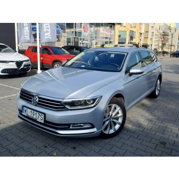 Volkswagen Passat - Highline serwisowany, krajowy, 2 komplety opon