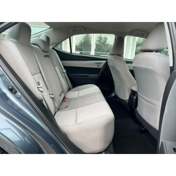 Toyota Corolla  Sedan/Limuzyna 2015,  1.8 benzyna - Na sprzedaż za 23 825 zł - Katowice - zdjęcie 6