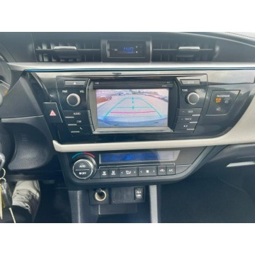 Toyota Corolla  Sedan/Limuzyna 2015,  1.8 benzyna - Na sprzedaż za 23 825 zł - Katowice - zdjęcie 8