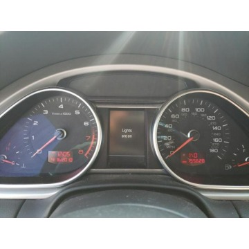 Audi Q7  SUV 2011,  3.0 benzyna, automat - Na sprzedaż za 12 091 zł - Katowice - zdjęcie 9
