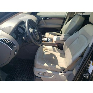 Audi Q7  SUV 2011,  3.0 benzyna, automat - Na sprzedaż za 12 091 zł - Katowice - zdjęcie 7