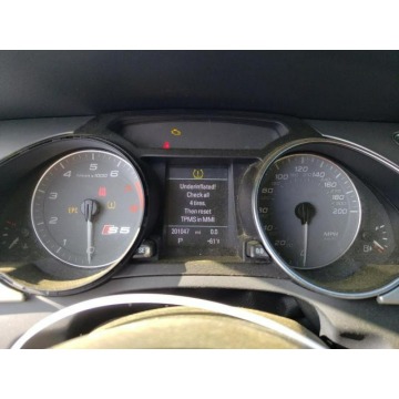 Audi S5  Kabriolet 2012,  3.0 benzyna, automat - Na sprzedaż za 8 702,25 zł - Katowice - zdjęcie 9
