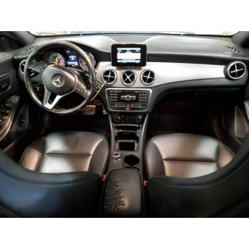 Mercedes - Benz CLA-klasa  Sedan/Limuzyna 2014,  2.0 benzyna, automat - Na sprzedaż za 14 508 zł - Katowice - zdjęcie 8