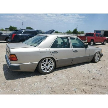 Mercedes - Benz E-klasa  Sedan/Limuzyna 1993,  3.2 benzyna, automat - Na sprzedaż za 5 319,75 zł - Katowice - zdjęcie 6