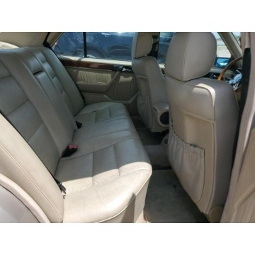 Mercedes - Benz E-klasa  Sedan/Limuzyna 1993,  3.2 benzyna, automat - Na sprzedaż za 5 319,75 zł - Katowice - zdjęcie 10
