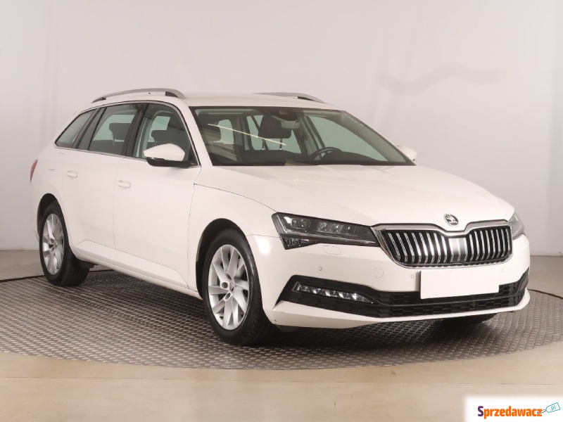 Skoda Superb  Kombi 2019,  1.5 benzyna - Na sprzedaż za 82 999 zł - Zabrze