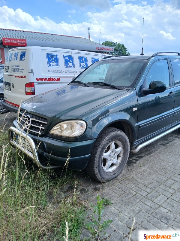 Mercedes - Benz ML-klasa  SUV 2000 diesel - Na sprzedaż za 8 000,00 zł - Borów