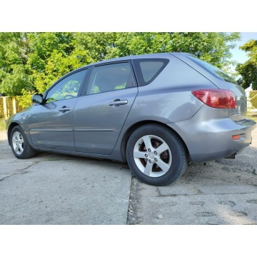 Mazda 3  Hatchback 2004,  1.6 benzyna - Na sprzedaż za 4 500,00 zł - Toruń - zdjęcie 2