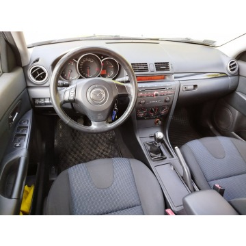 Mazda 3  Hatchback 2004,  1.6 benzyna - Na sprzedaż za 4 500,00 zł - Toruń - zdjęcie 6