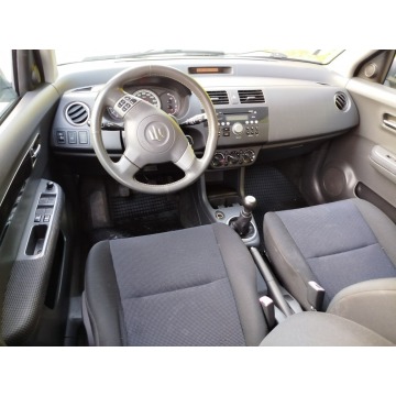 Suzuki Swift  Hatchback 2006,  1.3 benzyna - Na sprzedaż za 3 900,00 zł - Toruń - zdjęcie 6