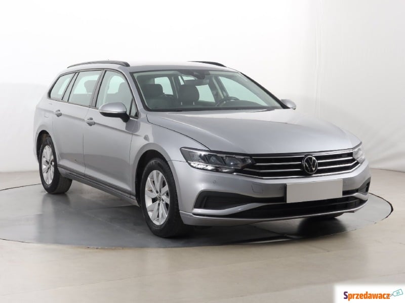 Volkswagen Passat  Kombi 2020,  1.5 benzyna - Na sprzedaż za 58 535 zł - Katowice