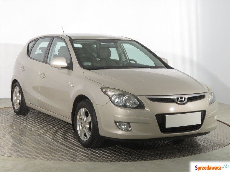 Hyundai i30  Hatchback 2009,  1.6 benzyna - Na sprzedaż za 14 499 zł - Katowice
