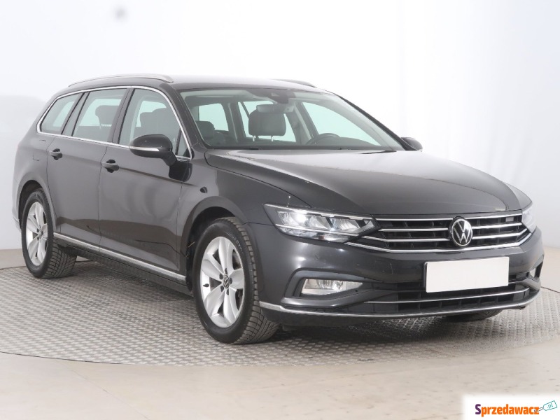 Volkswagen Passat  Kombi 2020,  2.0 diesel - Na sprzedaż za 68 291 zł - Zielona Góra