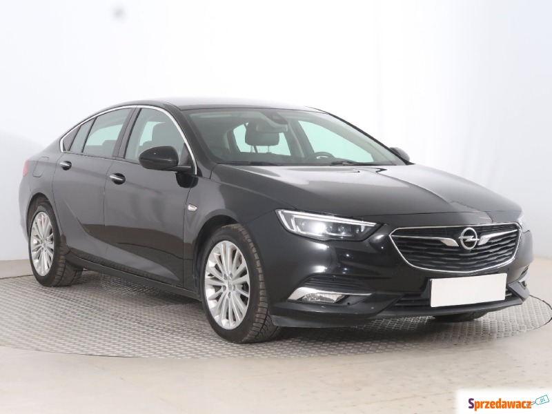 Opel Insignia  Hatchback 2017,  2.0 diesel - Na sprzedaż za 47 153 zł - Radom