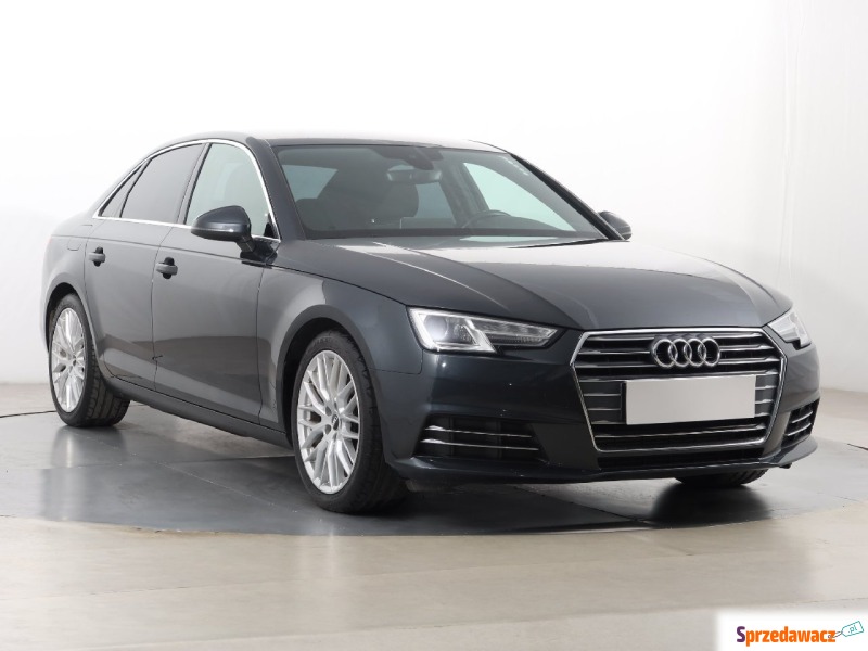 Audi A4  Liftback 2015,  2.0 benzyna - Na sprzedaż za 69 999 zł - Katowice