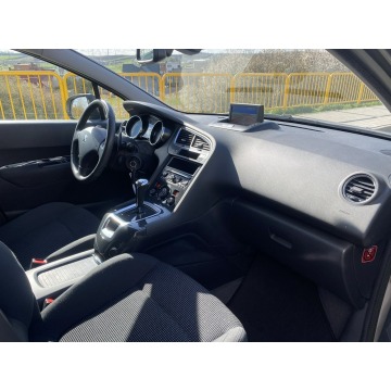 Peugeot 5008  Minivan/Van 2013,  1.6 diesel, automat - Na sprzedaż za 27 999 zł - Gostyń - zdjęcie 9