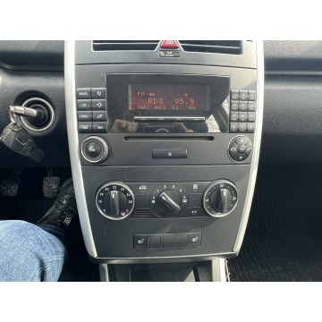 Mercedes - Benz A-klasa  Hatchback 2007,  1.5 benzyna - Na sprzedaż za 13 999 zł - Gostyń - zdjęcie 12