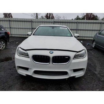 BMW M5  Sedan/Limuzyna 2014,  4.4 benzyna, automat - Na sprzedaż za 71 094 zł - Katowice - zdjęcie 2