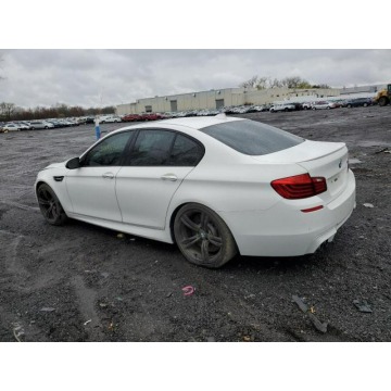 BMW M5  Sedan/Limuzyna 2014,  4.4 benzyna, automat - Na sprzedaż za 71 094 zł - Katowice - zdjęcie 5