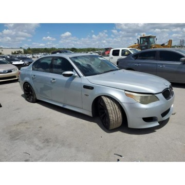 BMW M5  Sedan/Limuzyna 2007,  5.0 benzyna, automat - Na sprzedaż za 40 344 zł - Katowice - zdjęcie 4