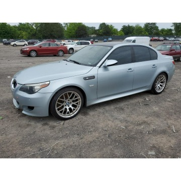 BMW M5  Sedan/Limuzyna 2006,  5.0 benzyna, automat - Na sprzedaż za 42 804 zł - Katowice - zdjęcie 2