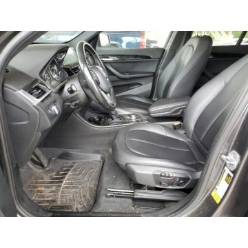 BMW X1  SUV 2018,  2.0 benzyna, automat - Na sprzedaż za 27 853 zł - Katowice - zdjęcie 9